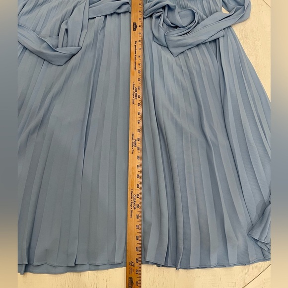 Sky Blue Pleated Faux Wrap Dress Maggie London Size 24-W - Picture 7 of 10